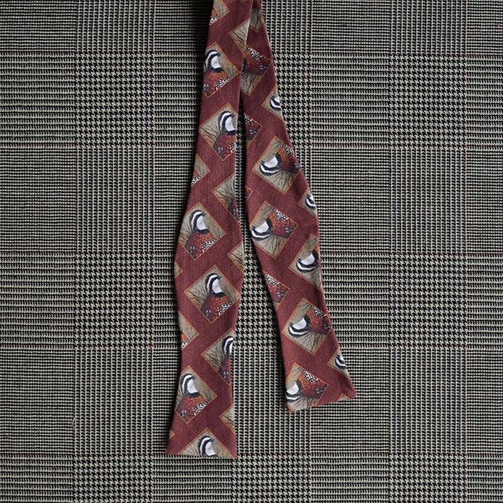 Quail Bow Tie (Rust)