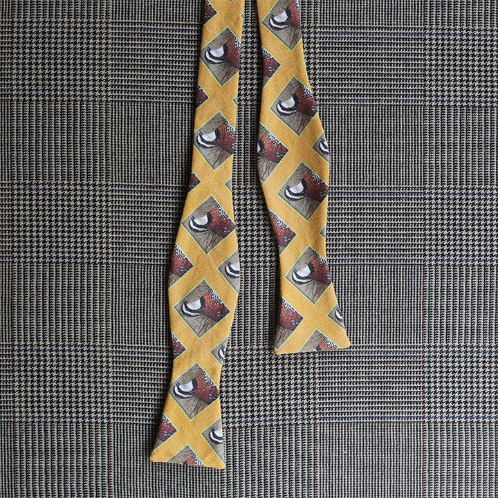 Quail Bow Tie (Gold)