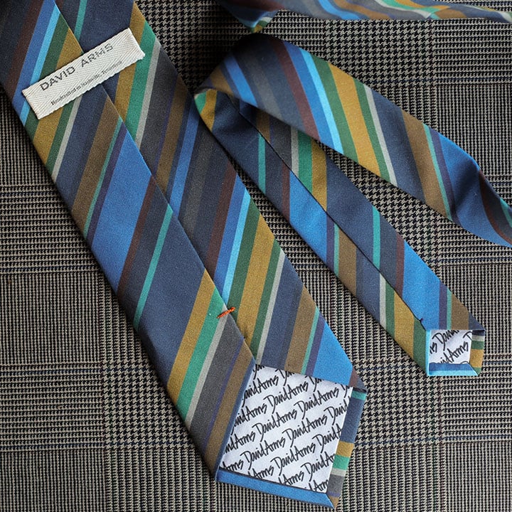 Stripe Necktie (Blue)